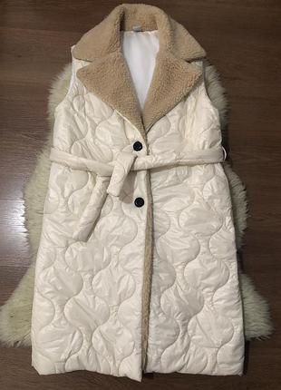 Шикарна стьогана безрукавка жилетка zebra