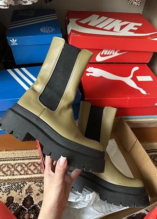 Жіноче взуття челсі