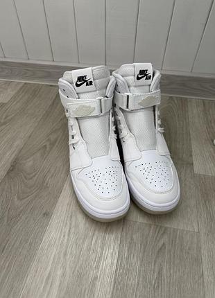 Кросівки жіночі nike air jordan 1 nova