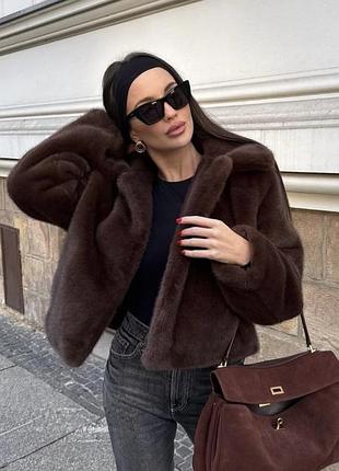 Коротка шубка zara