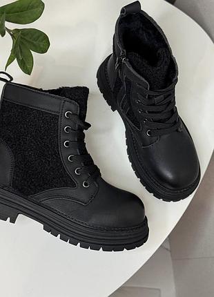 Шкіряні черевики на дівчинку