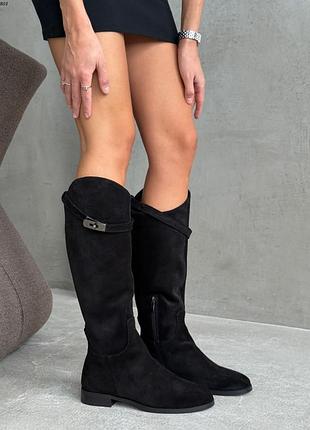Стильные классические женские сапоги - стиль, который никогда не выходит из моды💛💙