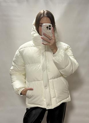 Зимовий жіночий пуховик з поясом