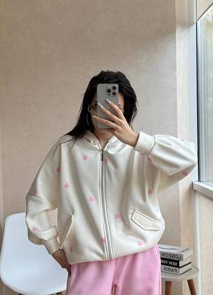 Зип-худи женское в сердечки