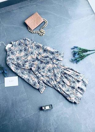 Платье с этикеткой