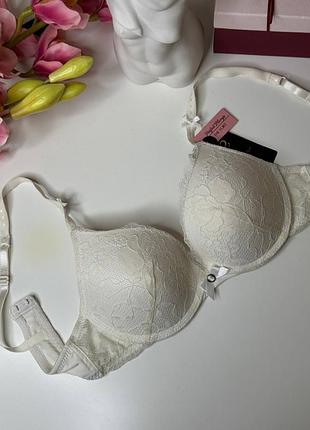 Гарний мережевний бюстгальтер пушап 70c / 32c