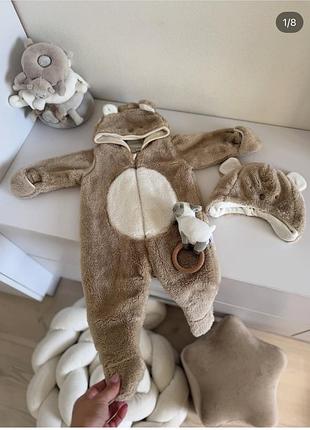 Комбінезон від chicco з шапочкою🤍