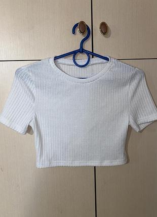 Кроп топ футболка  скімс в рубчик під горло білий молочний shein