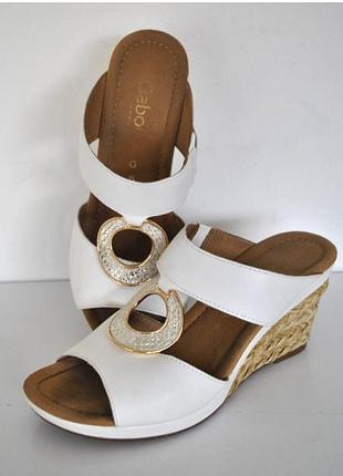 Кожаные босоножки gabor