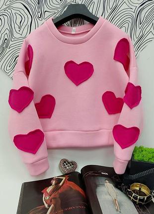 Теплый свитшот с сердечками на флисе