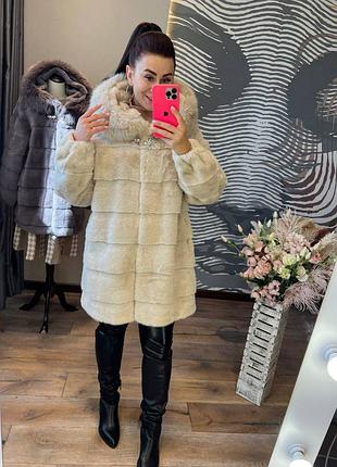 Шуба з еко-хутра під норку