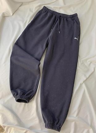 Сірі витерті джогери штани спортивні puma washed