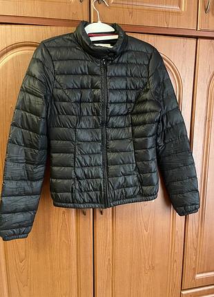 Курточка stradivarius