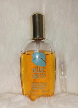 Blue grass от elizabeth arden парфуми туалетна вода відливант 5 мл 
атомайзер скло пластик 
ціна вказана за 5 мл