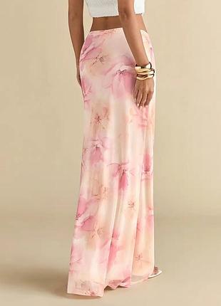 Спідниця в квіти