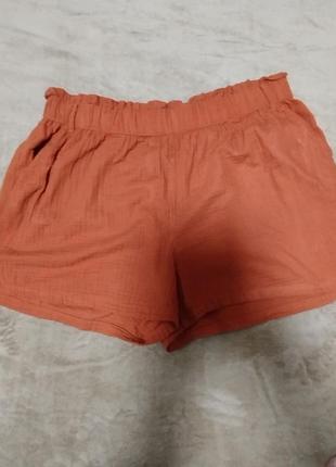 Шорти жіночі.