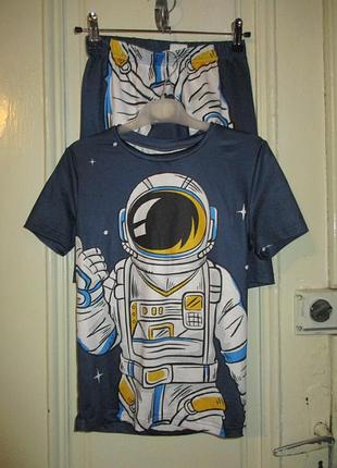 Костюм 11 років.зріст 146 см