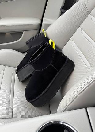 Хто сезону. уггі ugg classic mini dipper black
