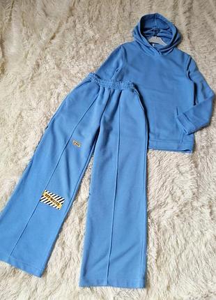 Костюмчик с длинными брюками палаццо