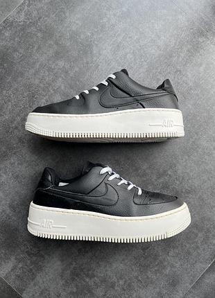 Кросівки жіночі nike air force 1 sage low
