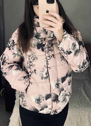 Куртка жіноча