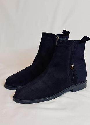 Tommy hilfiger жіночі замшеві черевики челсі