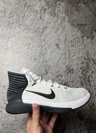 nike WHITE basketball кросівки найк баскетбольні новенькі