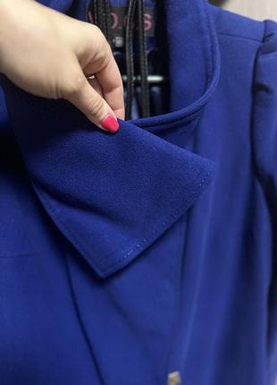 Пальто жіноче