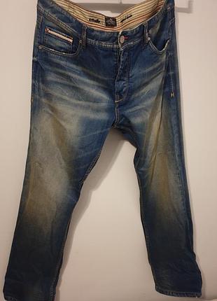 Джинсы для мужчин