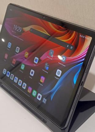 Планшет lenovo с чехлом и защитным стеклом