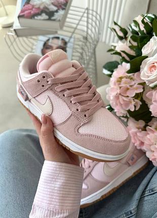 Кроссовки женские nike