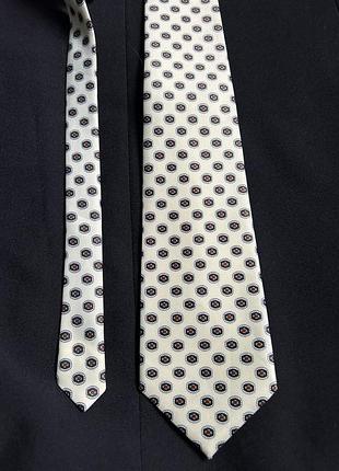 Краватка rene chagal дефект