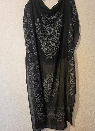 Красивый шарф, палантин