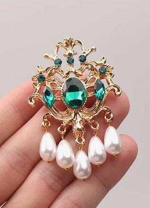 Брошка бароко. вінтажна брошка суду