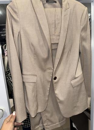 Брючний офісний костюм