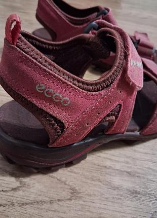 Босоножки для девочки