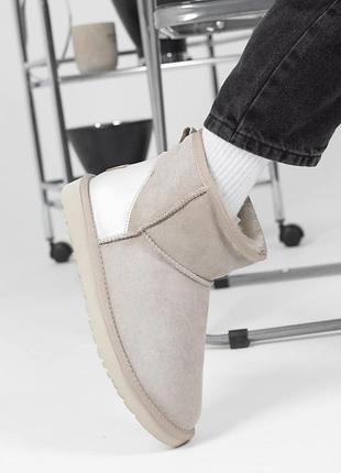 Ugg light grey mini chromium 2