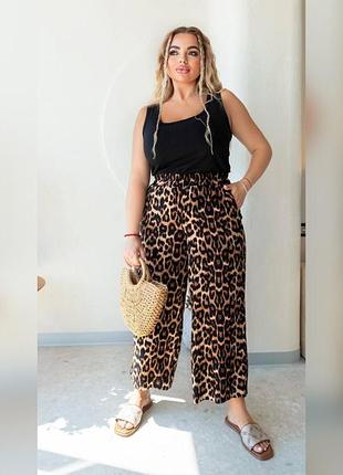 Капрі / укоророчені штанці