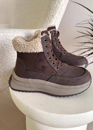 Зимние ботинки на девочку