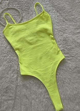 Неонове боді bershka стрінгами