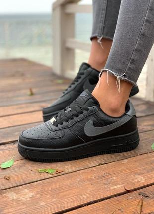 Nike air force 🍏 стильные женские кроссовки найк з хутром