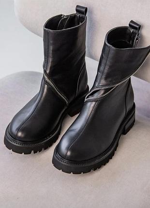 Эксклюзивные женские ботинки из натуральной итальянской кожи б-2447-01