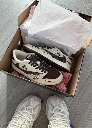 Женские кроссовки топ 🏜️