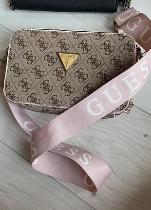 Рожева сумочка guess