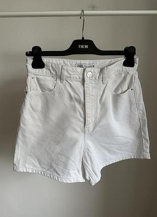 Білі джинсові шорти zara