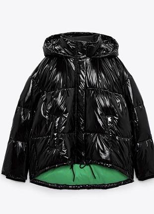 Куртка лакована zara