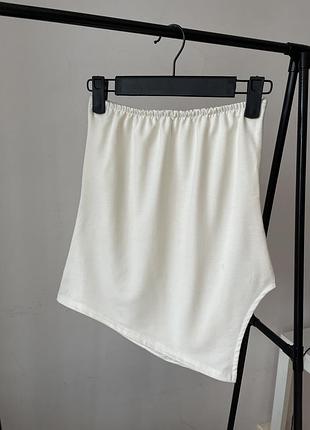 Топ з відкритими плечами