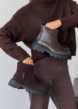 Жіночі зимові черевики шоколад