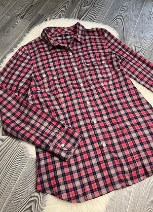 Жіноча сорочка gap в клітинку приталена