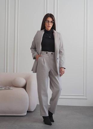 Брючний костюм вовна